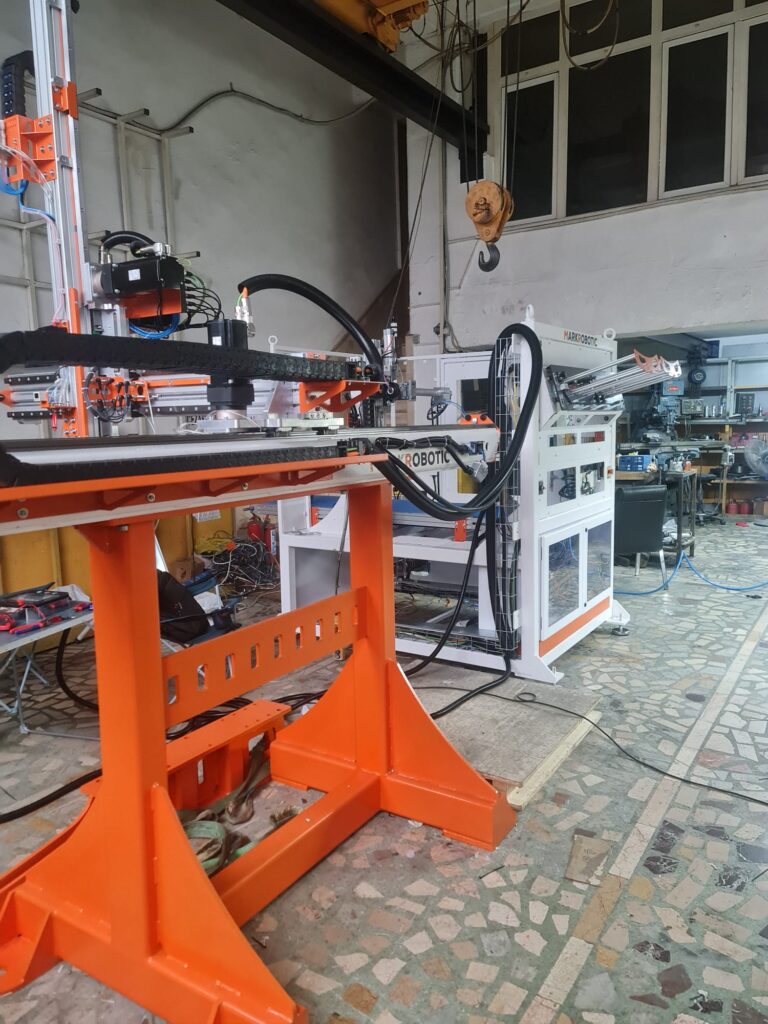 TOP ENTRY ROBOT WITH IML UNIT